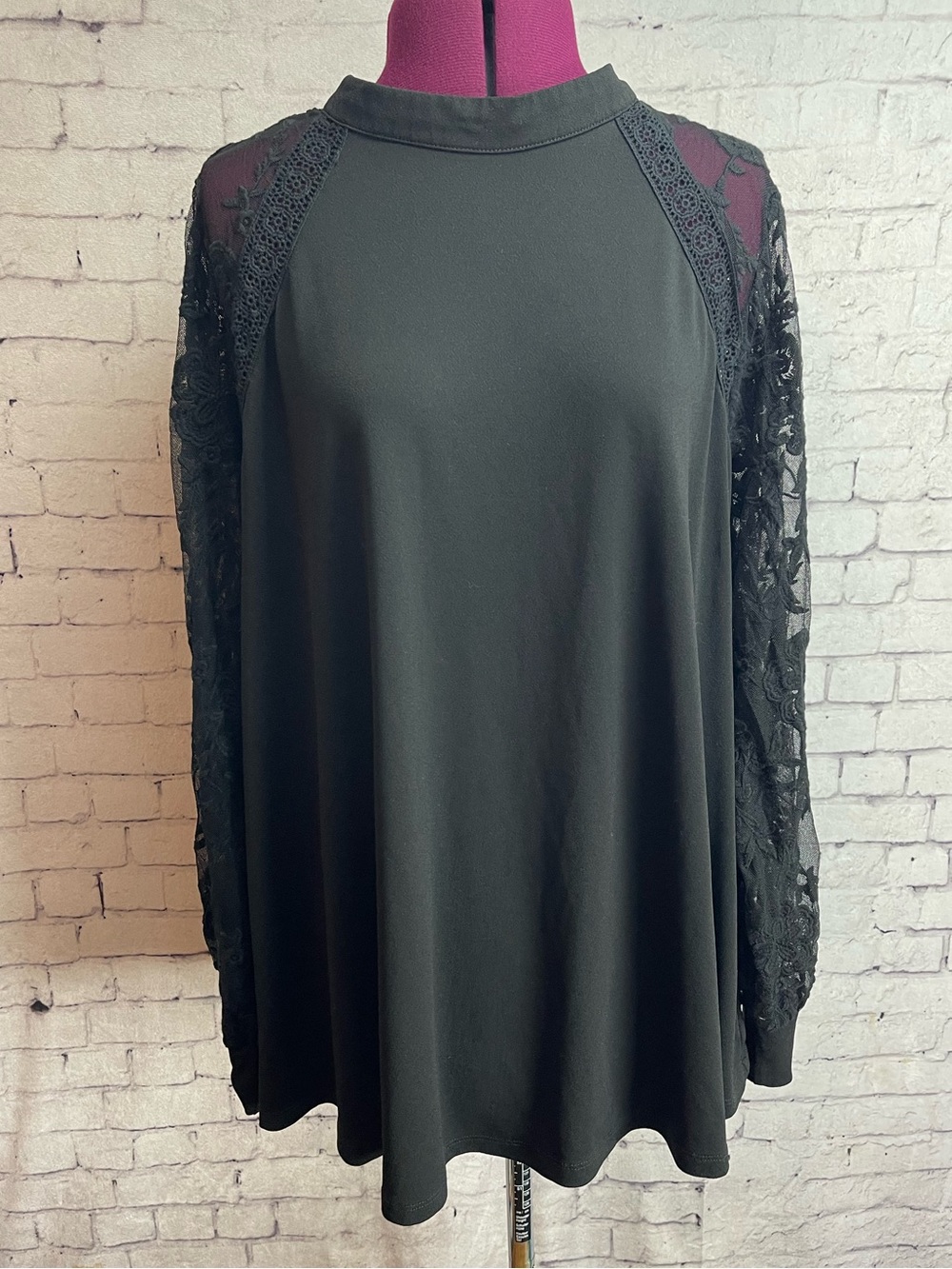 Torrid size 2 black long sleeve blouse with lace sleeves